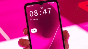 Read more about the article تله‌کام از گوشی AI-phone با دستیار هوش مصنوعی رونمایی کرد